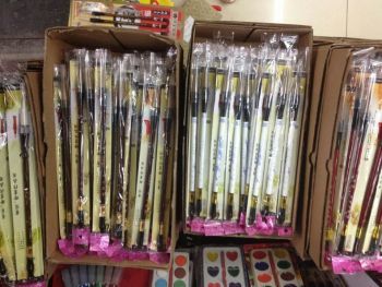 青花瓷毛笔0017_天津东风文教用品_义乌国际商贸城三区_义乌购